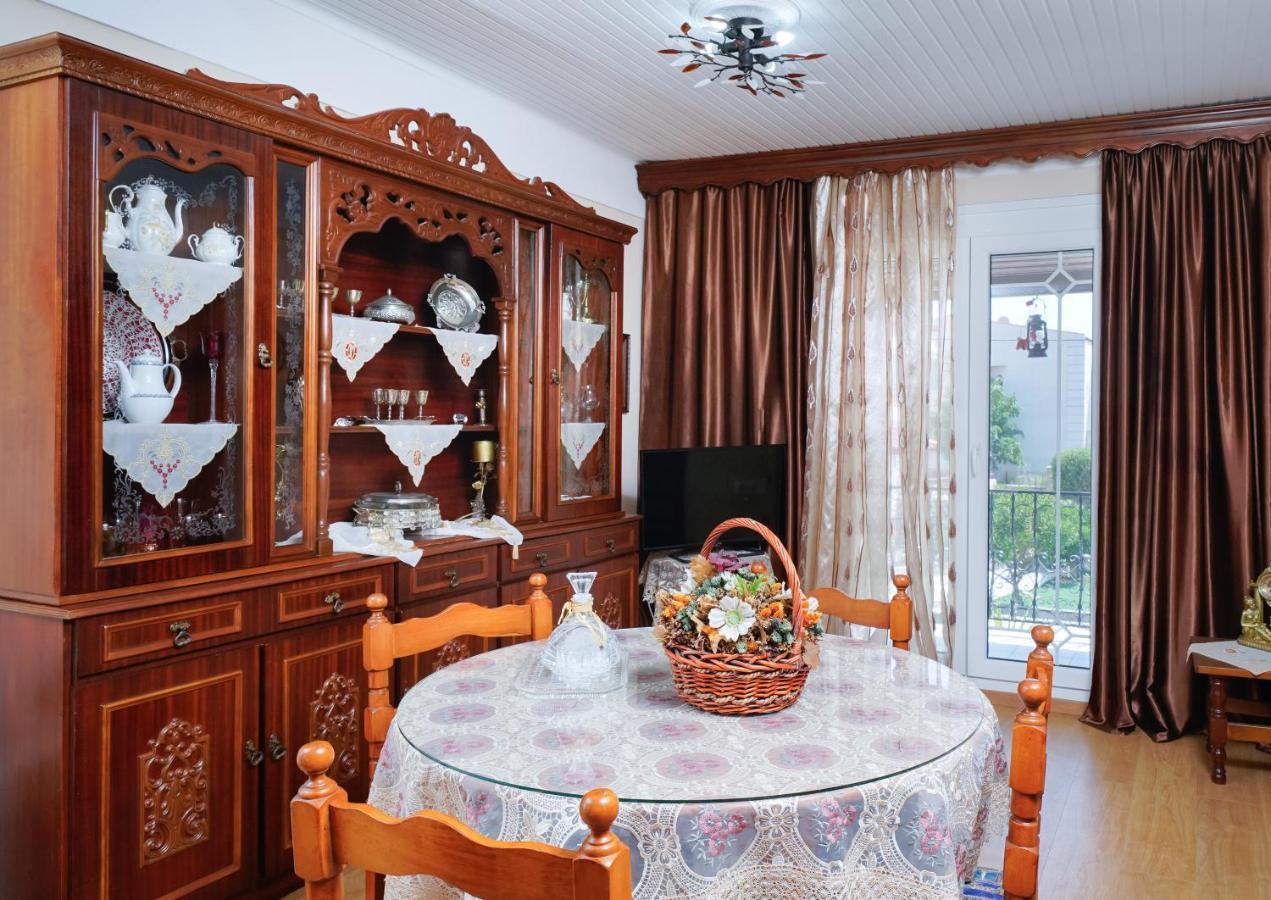 Irene'S Apartment Kastron  Екстер'єр фото